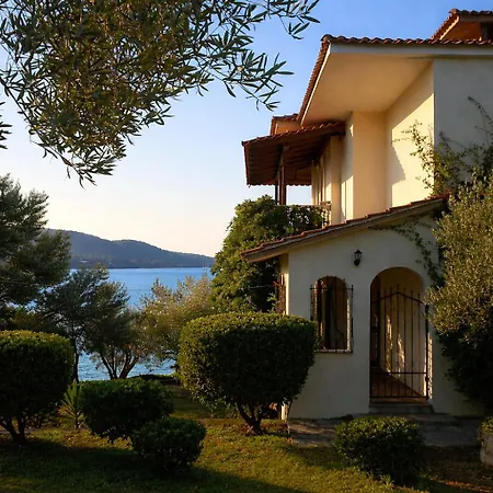 Villa Blue Dandelion Paliouri
