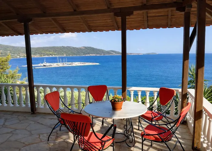 Villa Blue Dandelion